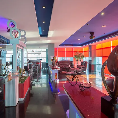 Manhattan Hotel Jakarta-2